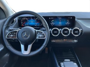 Mercedes-Benz GLA 250 Progressive 4matic