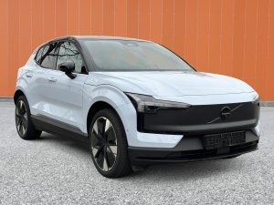 Volvo EX30 Twin Ultra Performance AWD 