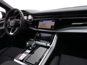 Audi Q8 55 TFSI quattro t-tronic S-Line