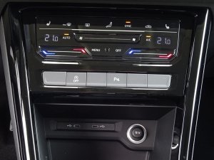 Volkswagen Touran 1.5 TSI DSG Comfortline