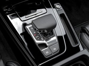 Audi Q5 45 TFSI quattro S-Tronic S-Line