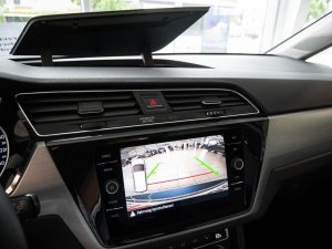 Volkswagen Touran 1.5 TSI DSG Comfortline 