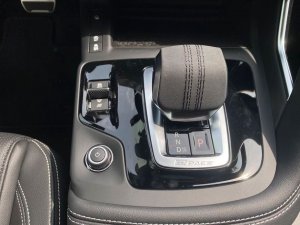 Jaguar E-Pace 2.0 P200 R-Dynamic AWD Black