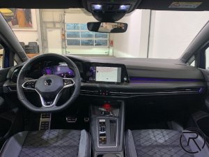 Volkswagen Golf VIII 2.0 TSI 4Motion DSG R-Line