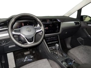 Volkswagen Touran 1.5 TSI DSG Edition