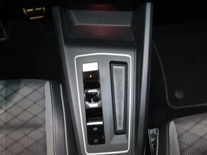 Volkswagen Golf VIII 2.0 TSI R-Line DSG 4motion 