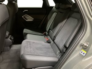 Audi Q3 35 TFSI S Line S-tronic