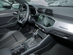 Audi Q3 40 TFSI S line quattro S-Tronic 