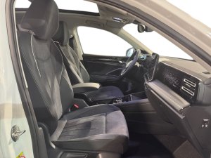 Volkswagen  Tiguan 2.0 TDI SCR Elegance 4Motion DSG