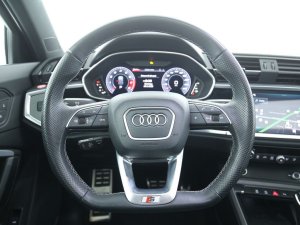 Audi Q3 S line 35 TFSI S tronic