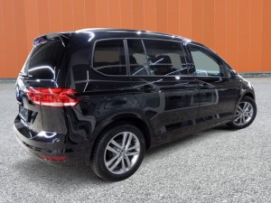 Volkswagen Touran 1.5 TSI DSG Edition