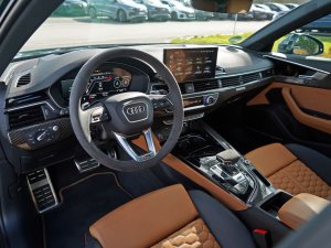 Audi RS4 Avant 2.9 V6 TFSI quattro T-Tronic 