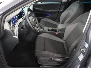 Volkswagen Golf VIII 1.5 TSI Active
