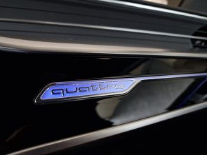 Audi S6 Avant 3.0 V6 TDI quattro T-Tronic 