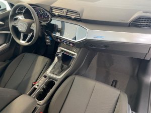 Audi Q3 basis 35 TFSI S-Tronic