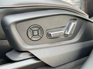 Audi RS Q8 4.0 V8 TFSI quattro T-Tronic 