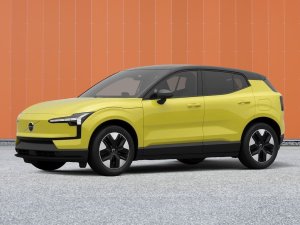 Volvo EX30 Single Motor RWD Plus 