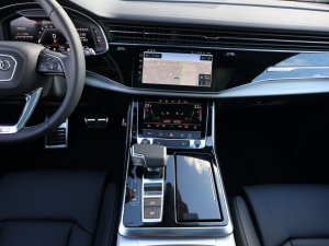 Audi SQ8 TFSI quattro tiptronic