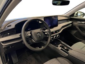 Skoda Superb Combi 1.5 TSI mHEV DSG Selection