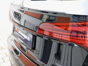 Audi Q5 40 TFSI quattro S-Tronic S-Line