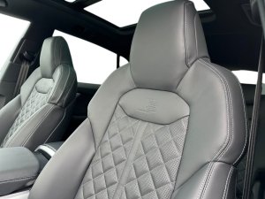 Audi SQ8 SUV TFSI quattro tiptronic