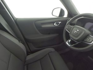 Volvo XC40 Plus Recharge Pure Electric AWD