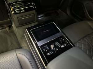 Audi A8 50 TDI Lang quattro tiptronic
