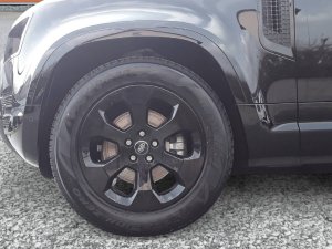 Land Rover Defender 110 3.0 D I6 250 X-Dynamic SE 