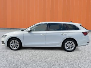 Skoda Octavia Combi 2.0TDI DSG Style