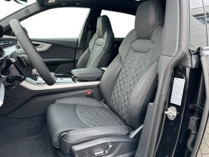 Audi SQ8 SUV TFSI quattro tiptronic
