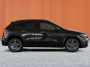 Mercedes-Benz GLA 200 AMG Line 