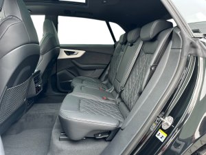 Audi SQ8 SUV TFSI quattro tiptronic