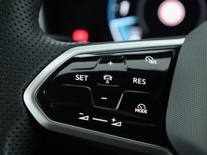 Volkswagen Volkswagen Touareg 3.0 TDI 4M 231 R-Line