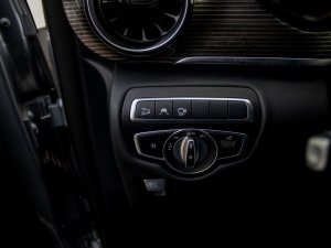 Mercedes-Benz V 220 d lang 4matic Van