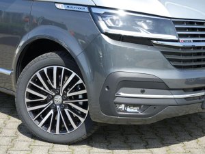 Volkswagen T6.1  Multivan 2.0TDI DSG 4Motion Highline