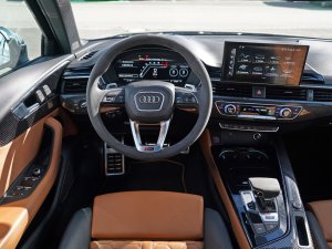 Audi RS4 Avant 2.9 V6 TFSI quattro T-Tronic 