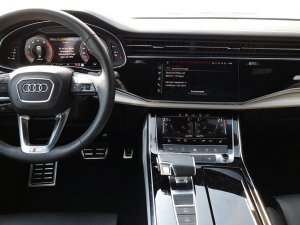Audi Q8 55 TFSI quattro t-tronic S-Line
