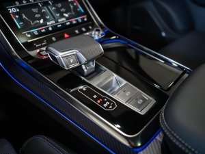 Audi SQ7 SUV 4.0 V8 TFSI quattro T-Tronic 
