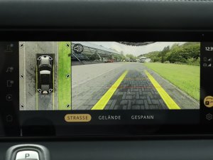 Land Rover Defender 110  D200 X-Dynamic SE