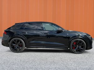 Audi RS Q8 4.0 V8 TFSI quattro T-Tronic 