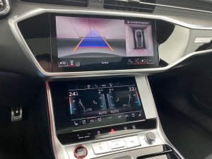 Audi RS6 Avant 4.0 V8 TFSI performance quattro T-Tronic 