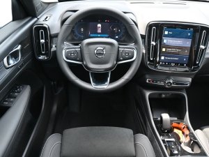 Volvo XC40 B4 AWD DKG Ultimate Dark