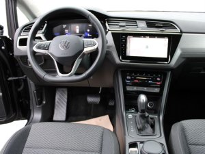 Volkswagen Touran 1.5 TSI DSG Comfortline 