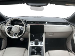 Jaguar F-Pace P250 R-Dynamic SE AWD