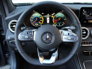 Mercedes-Benz GLC 220 d 4MATIC AMG-Line 