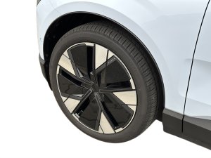 Volvo EX30 Twin Ultra Performance AWD 