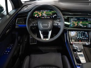Audi SQ7 SUV 4.0 V8 TFSI quattro T-Tronic 