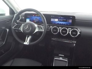 Mercedes-Benz A 180 Kompakt Progressive