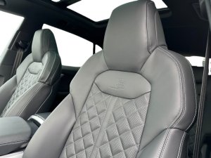 Audi SQ8 TFSI quattro tiptronic