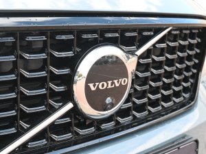 Volvo XC40 B4 AWD DKG Ultimate Dark